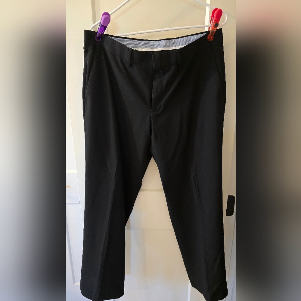 Haggar Premium Men's Classic Black Trousers 34W X 29L